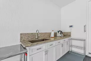1011 Willow Pl, Riviera Beach, FL 33410 - Photo 31