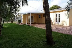 324 Bunker Ranch Rd, West Palm Beach, FL 33405 - Photo 3