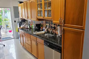 320 SE 2nd Ave, Deerfield Beach, FL 33441 - Photo 11