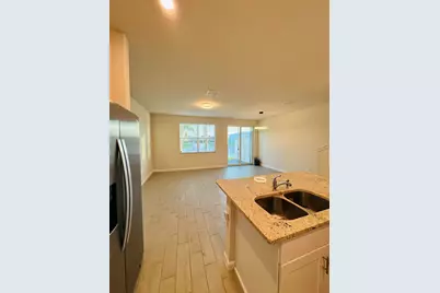 5677 Mentmore Drive #5677, Mangonia Park, FL 33407 - Photo 9