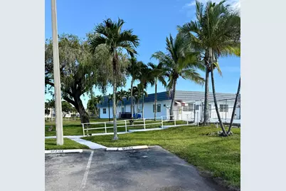 20330 NE 2nd Avenue #19, Miami Gardens, FL 33179 - Photo 9