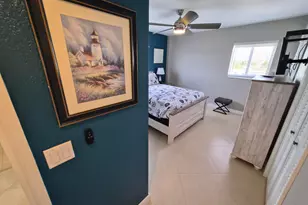 1815 N Surf Rd, Hollywood, FL 33019 - Photo 17