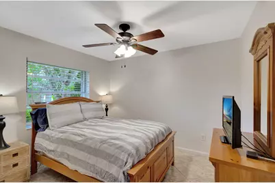 13810 Yarmouth Drive, Wellington, FL 33414 - Photo 7