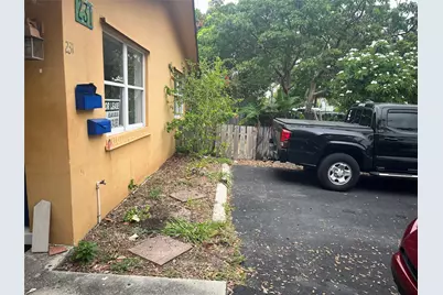 231 SW 8th Street #B, Dania Beach, FL 33004 - Photo 15