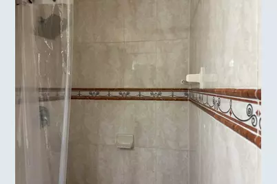 400 NW 184th Terrace #400, Miami, FL 33169 - Photo 17