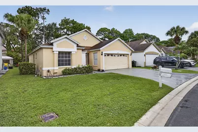 120 Paddock Lane, Greenacres, FL 33413 - Photo 3