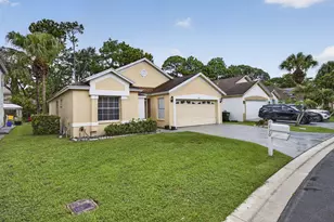 120 Paddock Ln, Greenacres, FL 33413 - Photo 3