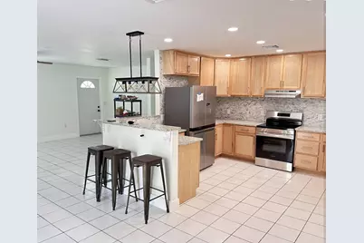 117 Yacht View Lane, Fort Pierce, FL 34946 - Photo 3