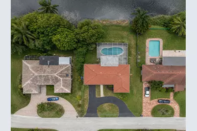 127 Calle Largo Drive, Hollywood, FL 33021 - Photo 15