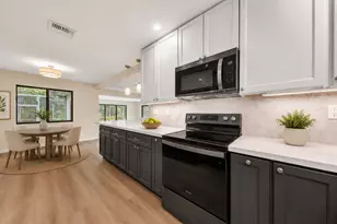 127 Calle Largo Dr, Hollywood, FL 33021 - Photo 7