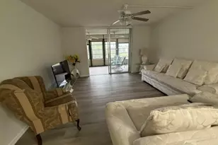 7210 Lake Cir Dr, Margate, FL 33063 - Photo 9