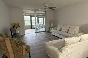 7210 Lake Cir Dr, Margate, FL 33063 - Photo 13