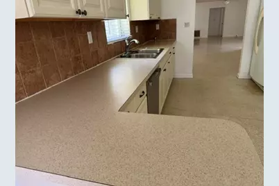 860 NW 65th Avenue, Plantation, FL 33317 - Photo 9
