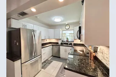 2766 Emory Drive E #L, West Palm Beach, FL 33415 - Photo 3