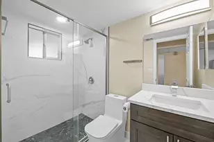 830 SW 9th St Cir, Boca Raton, FL 33486 - Photo 5