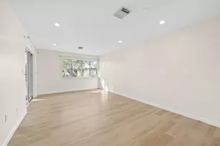 830 SW 9th St Cir, Boca Raton, FL 33486 - Photo 9