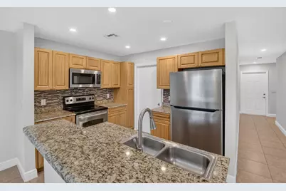 6691 Old Farm Trail, Boynton Beach, FL 33437 - Photo 9