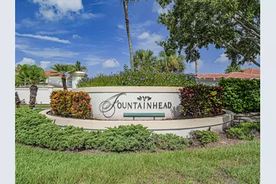 524 7th Square #102, Vero Beach, FL 32962 - Photo 1