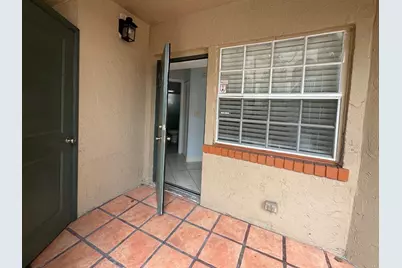 334 SW 86th Avenue #108, Pembroke Pines, FL 33025 - Photo 3