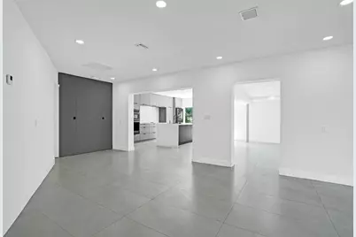 6700 E Tropical Way #1, Plantation, FL 33317 - Photo 9