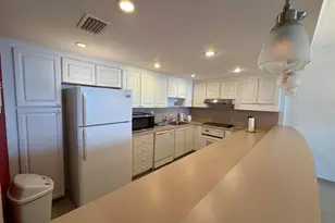 19390 Collins Ave, Sunny Isles Beach, FL 33160 - Photo 5