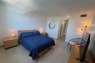 19390 Collins Ave, Sunny Isles Beach, FL 33160 - Photo 35