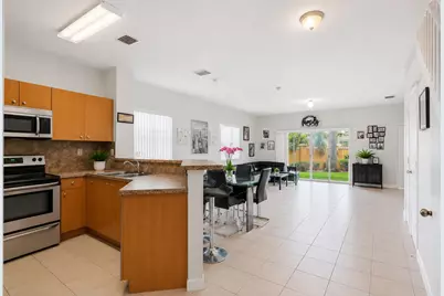 1702 SW 81st Terrace, North Lauderdale, FL 33068 - Photo 3