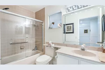 6353 Royal Manor Circle, Delray Beach, FL 33484 - Photo 25