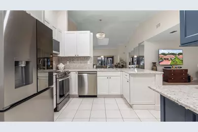 6353 Royal Manor Circle, Delray Beach, FL 33484 - Photo 7