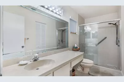 6353 Royal Manor Circle, Delray Beach, FL 33484 - Photo 15