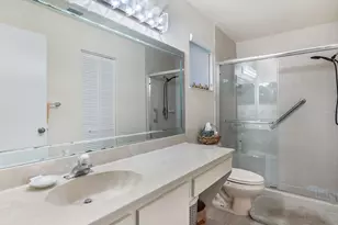 6353 Royal Manor Cir, Delray Beach, FL 33484 - Photo 15