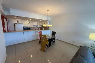 19390 Collins Ave, Sunny Isles Beach, FL 33160 - Photo 35