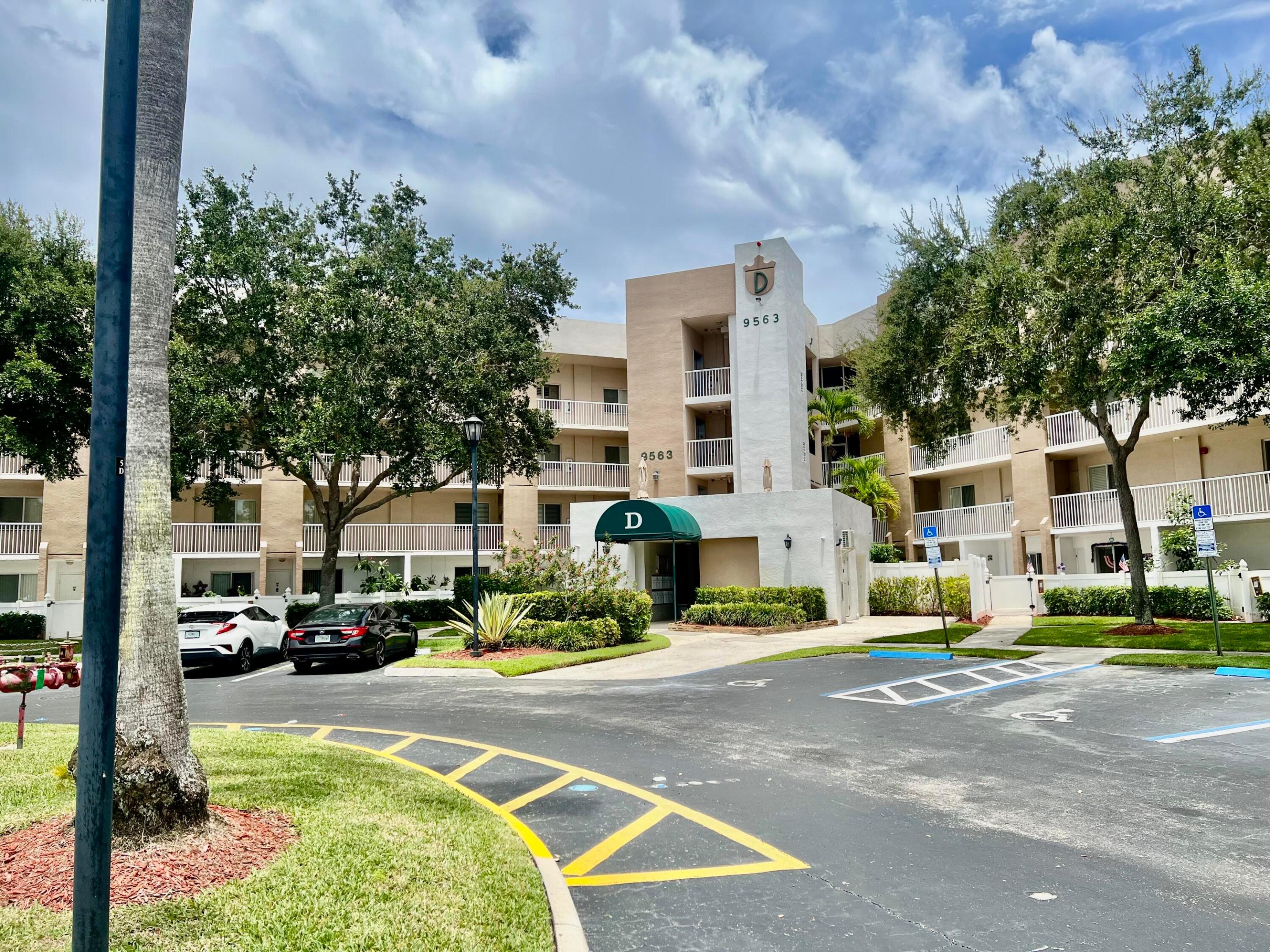 9563 Weldon Circle #304 - 9563 Weldon Circle #304, Tamarac, FL 33321 Luxury Property | Jose Angel Pina