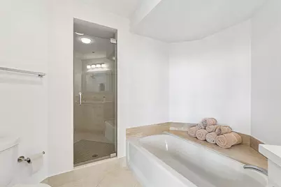 300 SE 5th Avenue #PH 8120, Boca Raton, FL 33432 - Photo 27