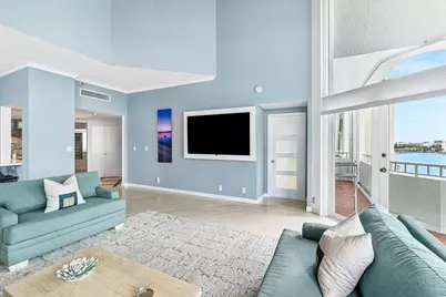 300 SE 5th Avenue #PH 8120, Boca Raton, FL 33432 - Photo 5