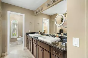 41 Castle Harbor Isle Dr, Fort Lauderdale, FL 33308 - Photo 17