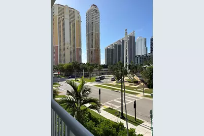 17800 Atlantic Boulevard #302, Sunny Isles Beach, FL 33160 - Photo 7