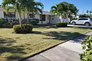 2460 NE 215th St, Miami, FL 33180 - Photo 1