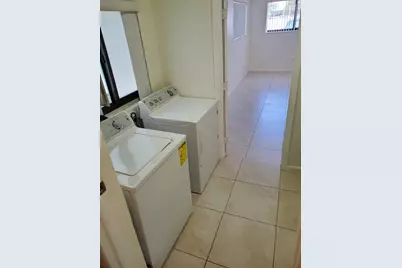 2460 NE 215th Street, Miami, FL 33180 - Photo 7