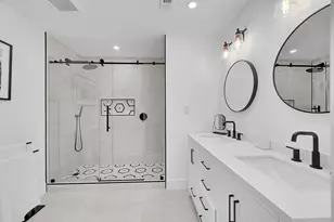 210 Captains Walk, Delray Beach, FL 33483 - Photo 21