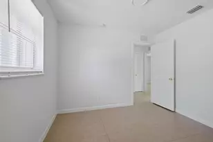 4628 Schall Rd, West Palm Beach, FL 33409 - Photo 15