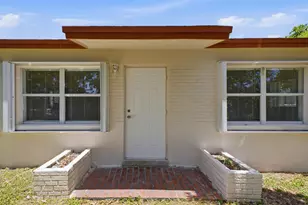 4628 Schall Rd, West Palm Beach, FL 33409 - Photo 3