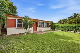 4626 Schall Rd, West Palm Beach, FL 33409 - Photo 1