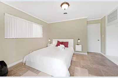 332 NW 26th Court, Wilton Manors, FL 33311 - Photo 23