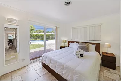 332 NW 26th Court, Wilton Manors, FL 33311 - Photo 21