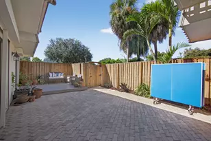 1700 Embassy Dr, West Palm Beach, FL 33401 - Photo 7