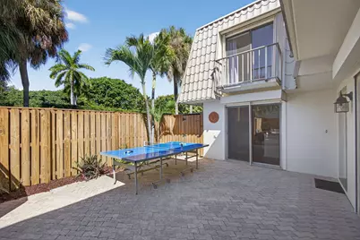 1700 Embassy Drive #103, West Palm Beach, FL 33401 - Photo 13