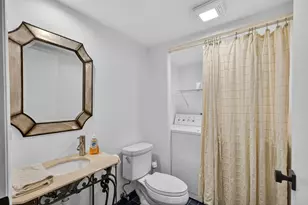 1700 Embassy Dr, West Palm Beach, FL 33401 - Photo 29