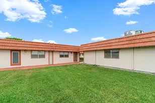 143 Seville E, Delray Beach, FL 33446 - Photo 1