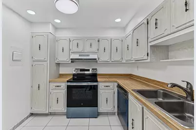 531 N Ocean Boulevard #805, Pompano Beach, FL 33062 - Photo 13